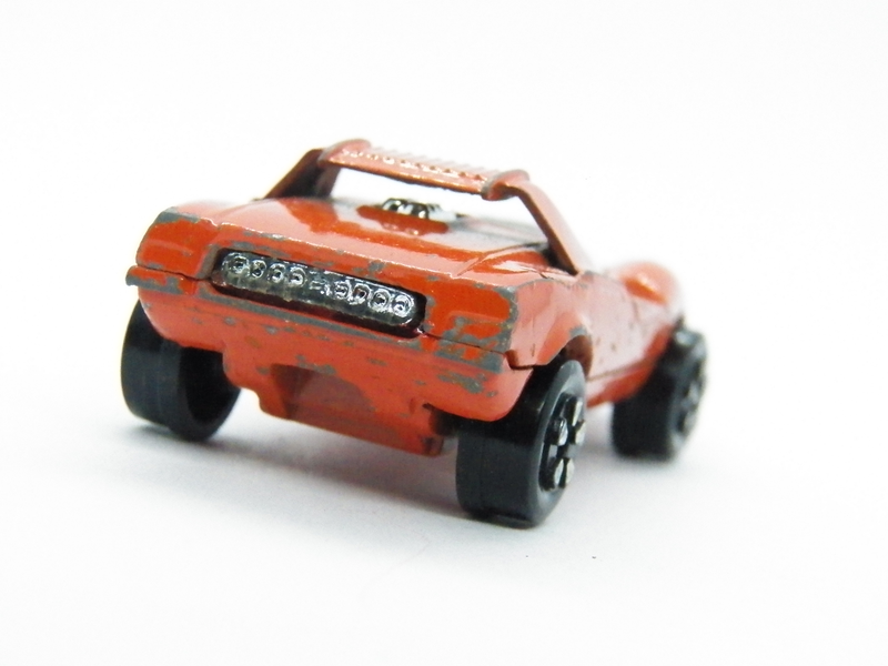Illustration for article titled Playart 1:64 Alfa Romeo P33 Roadster